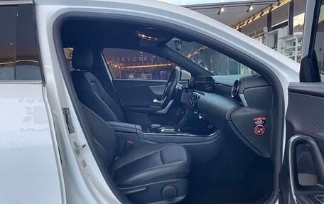 Mercedes-Benz A-Класс, 2023 год, 1 810 000 рублей, 11 фотография