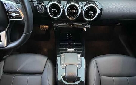 Mercedes-Benz A-Класс, 2023 год, 1 810 000 рублей, 14 фотография