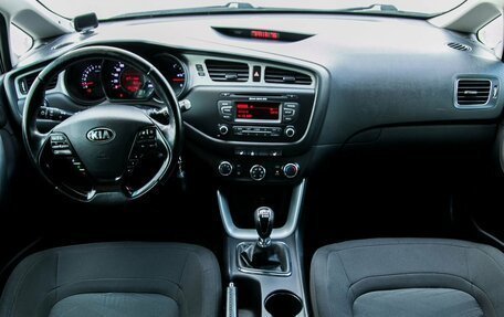 KIA cee'd III, 2015 год, 900 000 рублей, 21 фотография