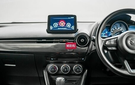 Mazda Demio IV, 2017 год, 1 075 000 рублей, 12 фотография