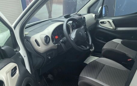 Peugeot Partner II рестайлинг 2, 2012 год, 990 000 рублей, 8 фотография