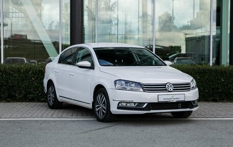 Volkswagen Passat B7, 2011 год, 1 100 000 рублей, 5 фотография