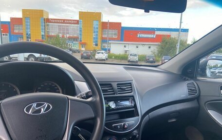 Hyundai Solaris II рестайлинг, 2014 год, 850 000 рублей, 22 фотография