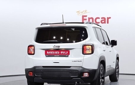 Jeep Renegade I рестайлинг, 2022 год, 1 720 000 рублей, 3 фотография
