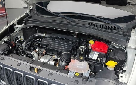 Jeep Renegade I рестайлинг, 2022 год, 1 720 000 рублей, 15 фотография