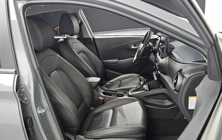 Hyundai Kona I, 2022 год, 1 896 300 рублей, 15 фотография
