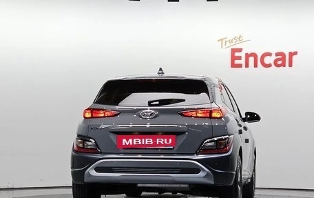 Hyundai Kona I, 2022 год, 1 896 300 рублей, 6 фотография