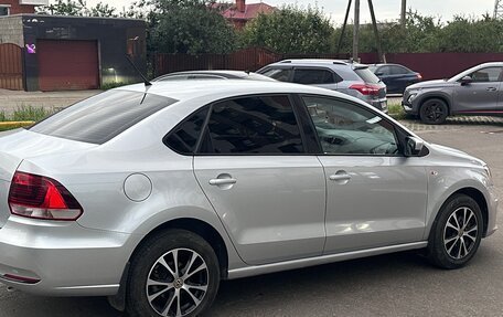 Volkswagen Polo VI (EU Market), 2016 год, 900 000 рублей, 4 фотография