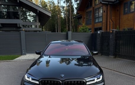 BMW 5 серия, 2018 год, 4 300 000 рублей, 2 фотография