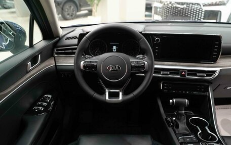 KIA K5, 2021 год, 2 150 000 рублей, 13 фотография
