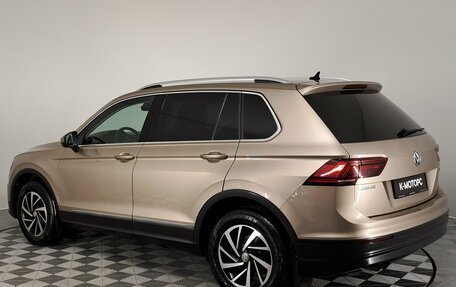 Volkswagen Tiguan II, 2018 год, 2 190 000 рублей, 9 фотография