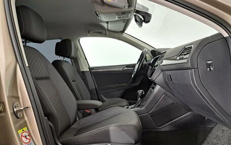 Volkswagen Tiguan II, 2018 год, 2 190 000 рублей, 21 фотография