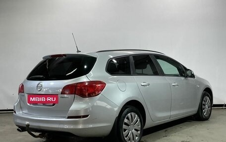 Opel Astra J, 2011 год, 699 000 рублей, 5 фотография