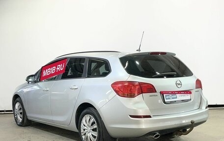 Opel Astra J, 2011 год, 699 000 рублей, 7 фотография