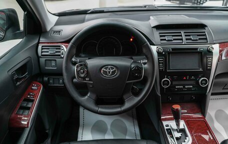 Toyota Camry, 2013 год, 1 490 000 рублей, 12 фотография