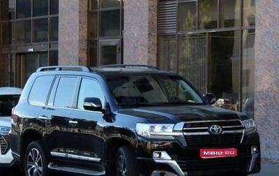 Toyota Land Cruiser 200, 2017 год, 5 400 000 рублей, 1 фотография