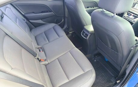 Hyundai Elantra VI рестайлинг, 2017 год, 1 730 000 рублей, 7 фотография