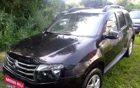 Renault Duster I рестайлинг, 2014 год, 730 000 рублей, 2 фотография