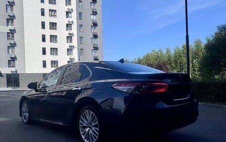 Toyota Camry, 2019 год, 3 070 000 рублей, 3 фотография