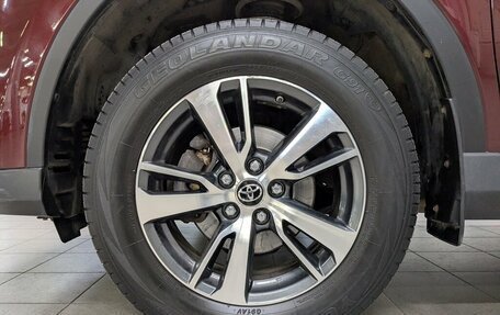 Toyota RAV4, 2018 год, 2 350 000 рублей, 7 фотография