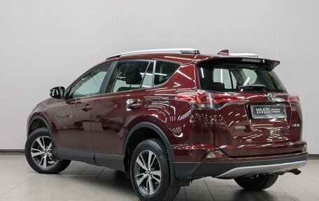 Toyota RAV4, 2018 год, 2 350 000 рублей, 3 фотография