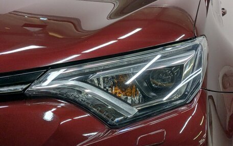 Toyota RAV4, 2018 год, 2 350 000 рублей, 9 фотография