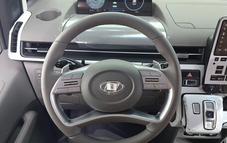 Hyundai Staria, 2023 год, 7 077 700 рублей, 19 фотография
