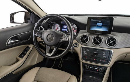 Mercedes-Benz GLA, 2016 год, 2 050 000 рублей, 26 фотография