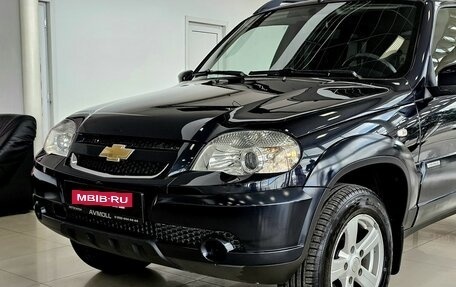 Chevrolet Niva I рестайлинг, 2016 год, 899 000 рублей, 3 фотография