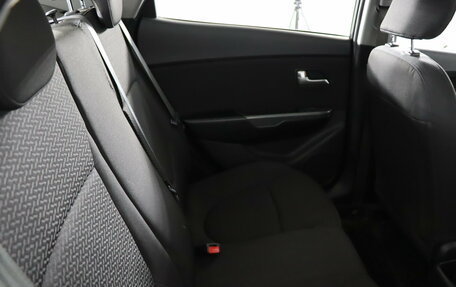KIA Rio III рестайлинг, 2013 год, 899 990 рублей, 19 фотография