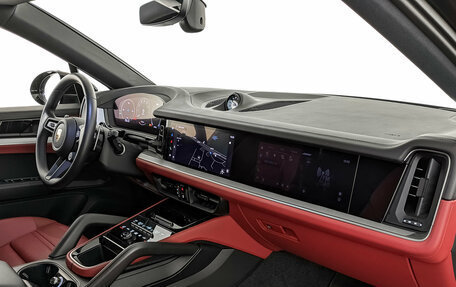 Porsche Cayenne III, 2024 год, 13 850 000 рублей, 13 фотография