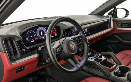 Porsche Cayenne III, 2024 год, 13 850 000 рублей, 15 фотография