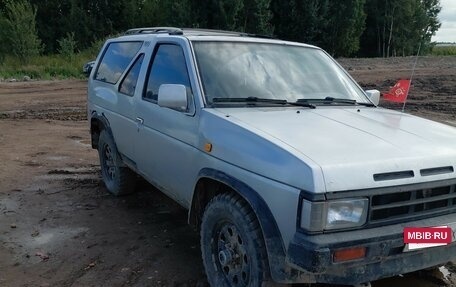 Nissan Terrano II рестайлинг, 1988 год, 145 000 рублей, 5 фотография