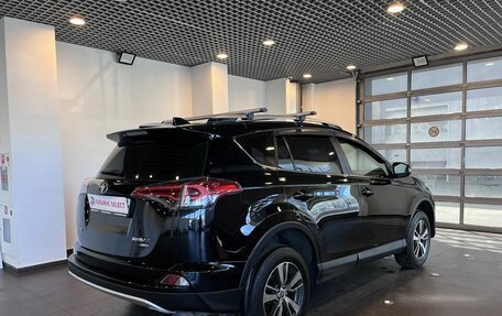 Toyota RAV4, 2019 год, 2 370 000 рублей, 3 фотография