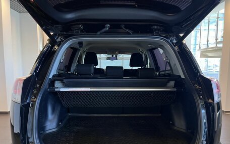 Toyota RAV4, 2019 год, 2 370 000 рублей, 16 фотография