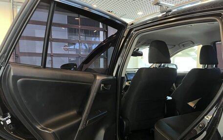 Toyota RAV4, 2019 год, 2 370 000 рублей, 23 фотография