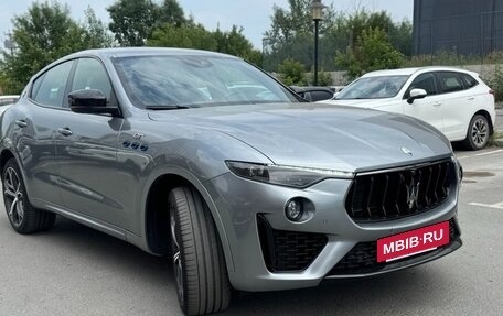 Maserati Levante I, 2022 год, 3 000 000 рублей, 6 фотография