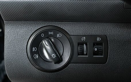 Volkswagen Caddy III рестайлинг, 2009 год, 800 000 рублей, 19 фотография