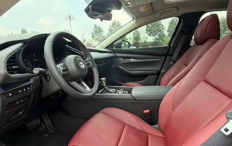 Mazda 3, 2023 год, 1 850 000 рублей, 9 фотография