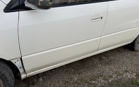 Toyota Ipsum II, 1998 год, 400 000 рублей, 4 фотография
