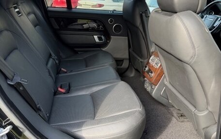 Land Rover Range Rover IV рестайлинг, 2018 год, 4 590 000 рублей, 8 фотография