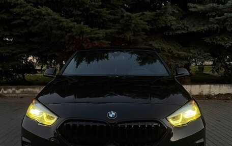 BMW 2 серия F44, 2021 год, 2 900 000 рублей, 2 фотография