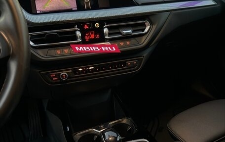 BMW 2 серия F44, 2021 год, 2 900 000 рублей, 15 фотография