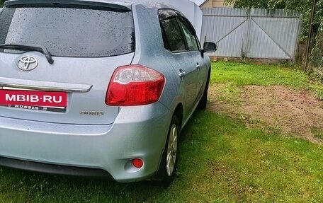Toyota Auris II, 2011 год, 1 130 000 рублей, 3 фотография