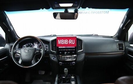 Toyota Land Cruiser 200, 2015 год, 4 290 000 рублей, 14 фотография