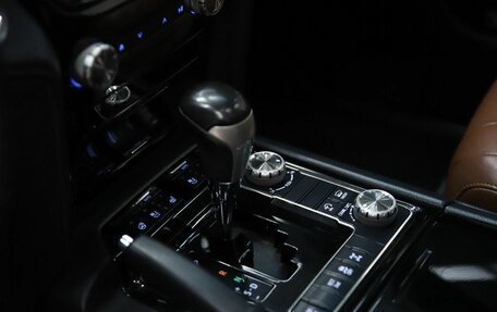 Toyota Land Cruiser 200, 2015 год, 4 290 000 рублей, 17 фотография