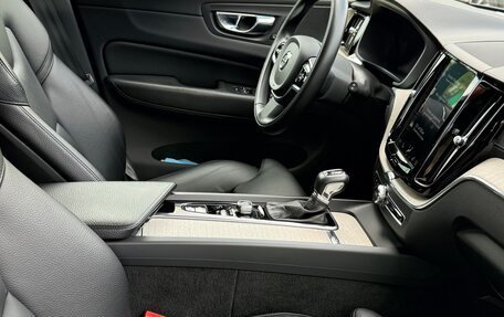Volvo XC60 II, 2019 год, 3 900 000 рублей, 6 фотография