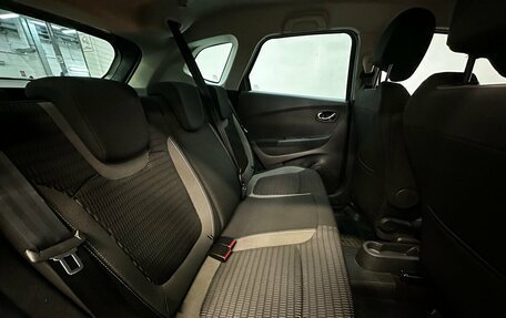 Renault Kaptur I рестайлинг, 2017 год, 1 555 000 рублей, 13 фотография