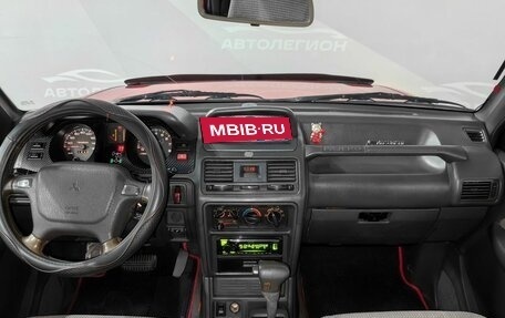 Mitsubishi Pajero III рестайлинг, 1995 год, 780 000 рублей, 9 фотография