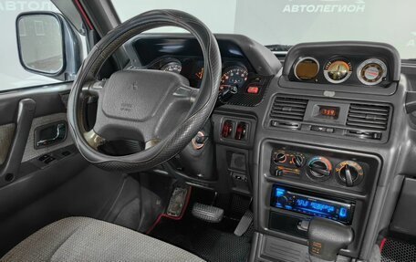 Mitsubishi Pajero III рестайлинг, 1995 год, 780 000 рублей, 13 фотография